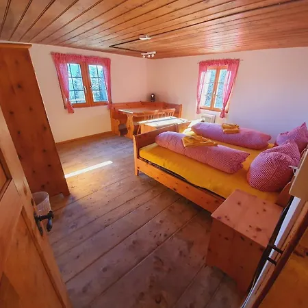 Guest house Battagliahutte *